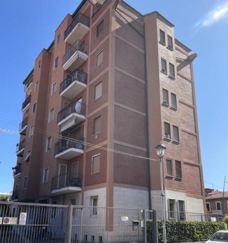 appartamento in Via Giuseppe Garibaldi a Vimercate